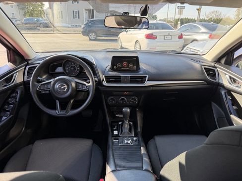 Used 2017 MAZDA MAZDA3 Sport FWD image 21