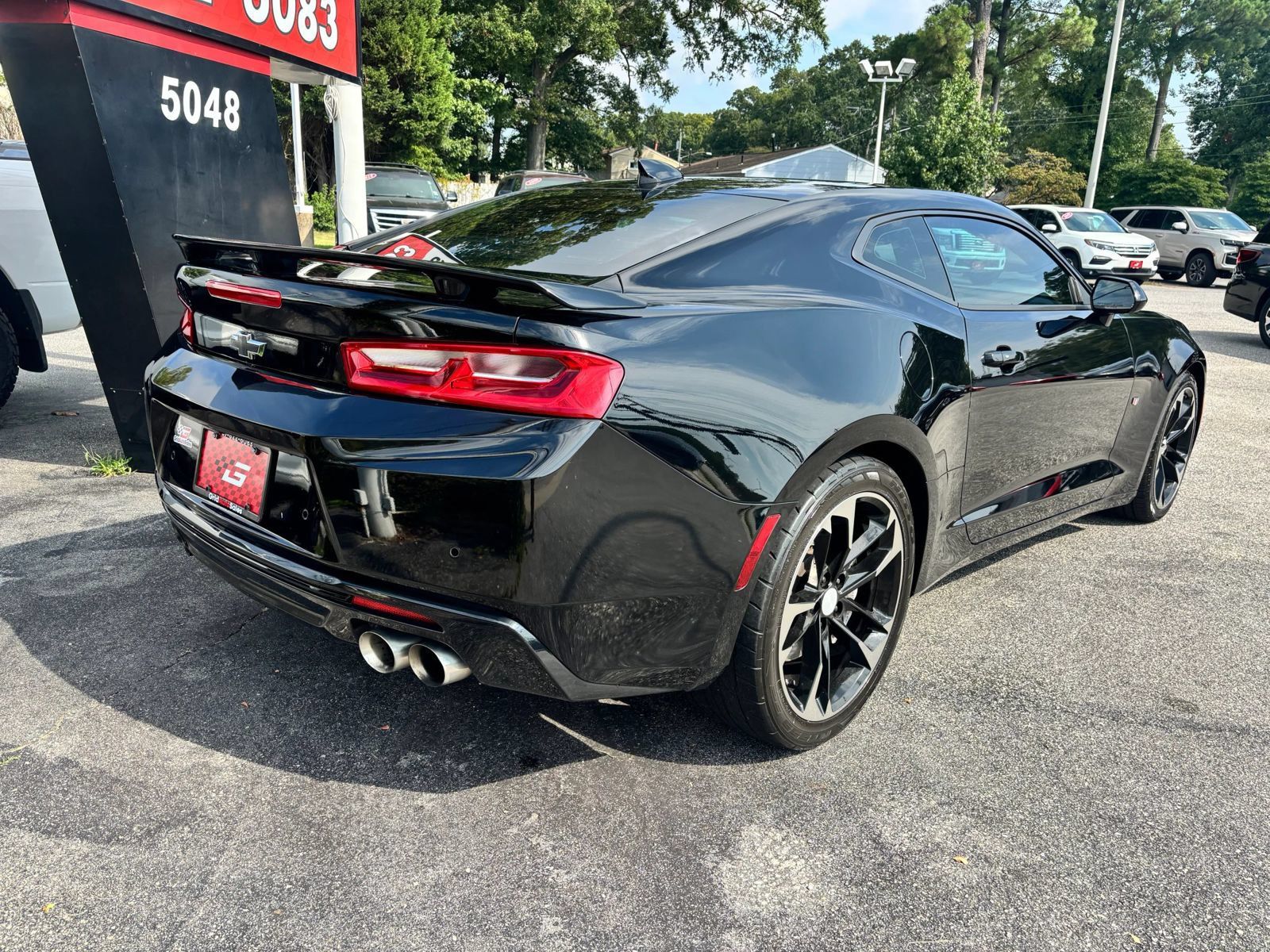 Used 2016 Chevrolet Camaro SS RWD image 3