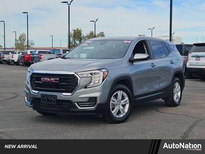 Used 2024 GMC Terrain SLE