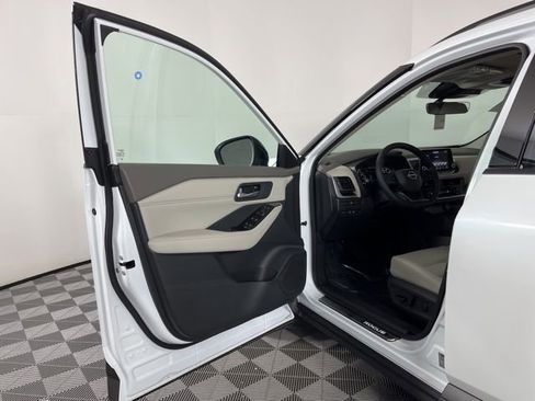 New 2026 Nissan Rogue SV image 16