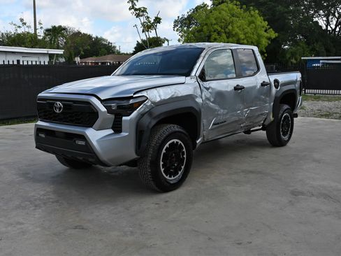 Used 2024 Toyota Tacoma TRD Off-Road AWD/4WD image 2