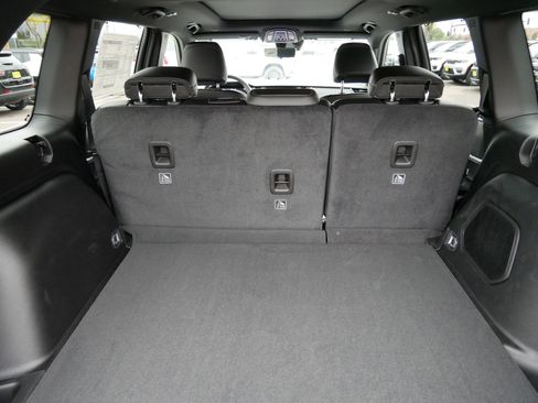 New 2025 Jeep Grand Cherokee Limited w/ Luxury Tech Group II image 11