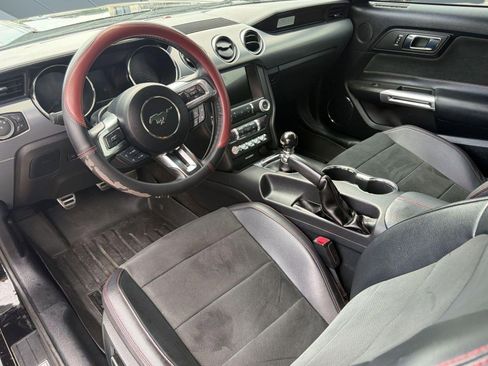 Used 2016 Ford Mustang GT Premium w/ Equipment Group 401A RWD image 4