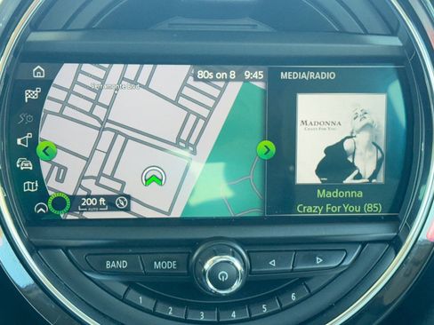 Used 2019 MINI Cooper 4-Door Hardtop w/ Signature Upholstery Package image 23