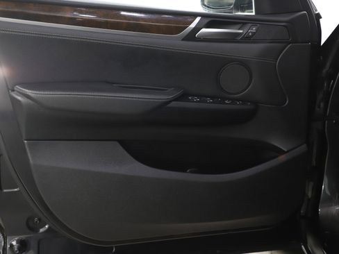 Used 2017 BMW X3 xDrive28i image 18