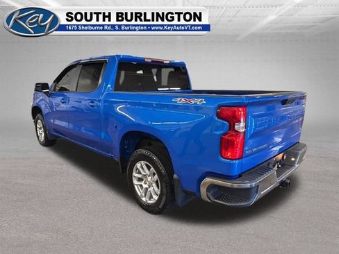 Used 2025 Chevrolet Silverado 1500 LT AWD/4WD image 4