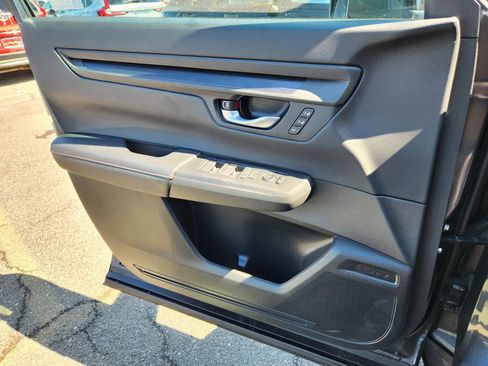Certified 2025 Honda CR-V Sport-L image 24