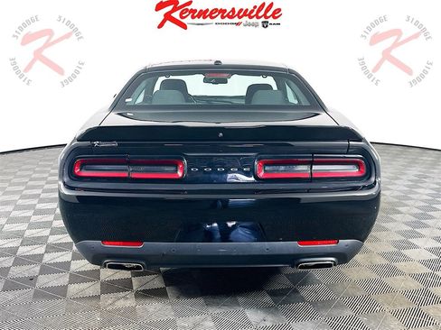 Used 2022 Dodge Challenger GT image 6