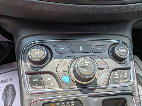 Used 2016 Chrysler 200 S w/ Navigation & Sound Group I AWD/4WD image 58