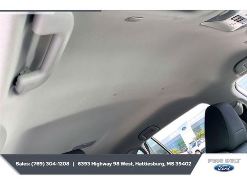 Used 2024 Toyota RAV4 XLE AWD/4WD image 16