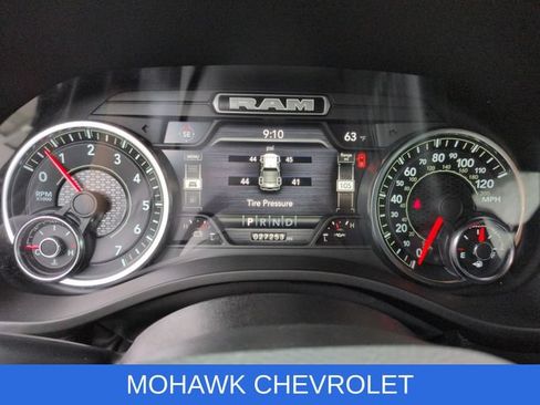 Used 2023 RAM 1500 Big Horn AWD/4WD image 12
