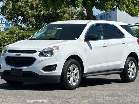 Used 2016 Chevrolet Equinox LS AWD/4WD image 8