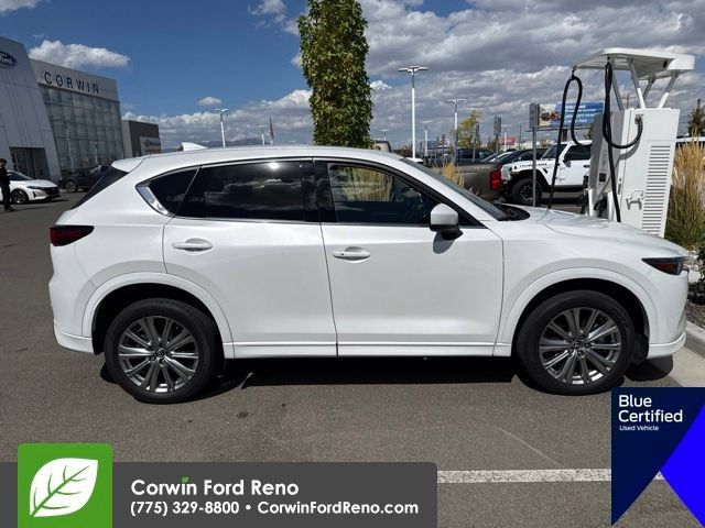 Used 2023 MAZDA CX-5 Signature AWD/4WD image 4