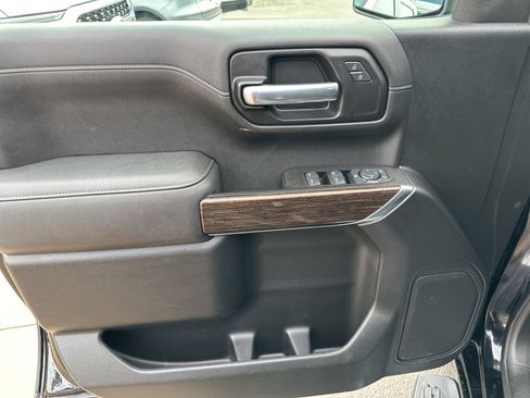 Used 2021 GMC Sierra 1500 SLE w/ X31 Off-Road Package image 17