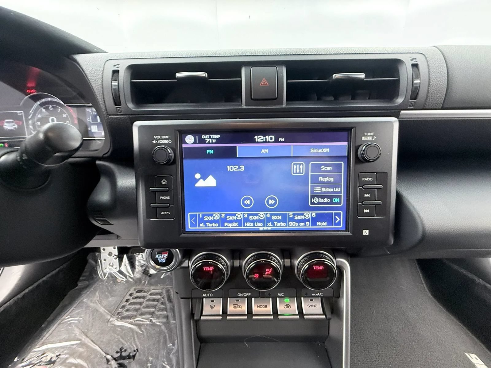 Used 2024 Toyota GR86 Premium RWD image 21