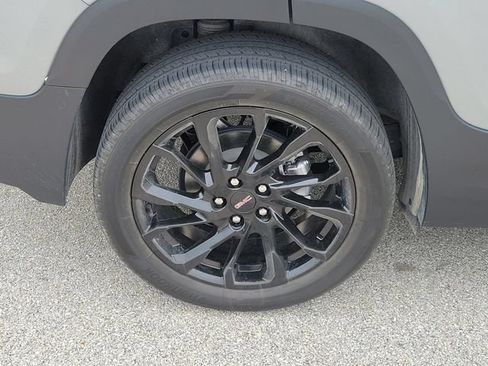 Used 2023 GMC Terrain SLE w/ Elevation Edition FWD image 7