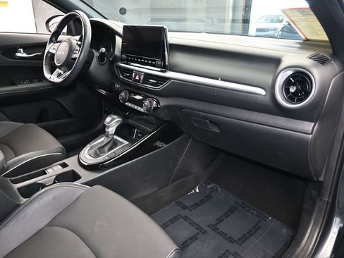 Used 2024 Kia Forte GT-Line image 47