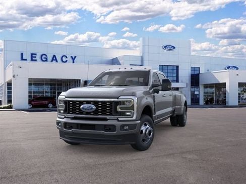 New 2026 Ford F350 Platinum AWD/4WD image 2