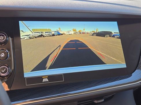 Used 2023 Buick Envision Essence image 23