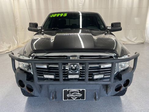 Used 2017 RAM 1500 Big Horn AWD/4WD image 2