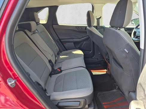 Used 2022 Ford Escape SE w/ SE Sport Appearance Package FWD image 19