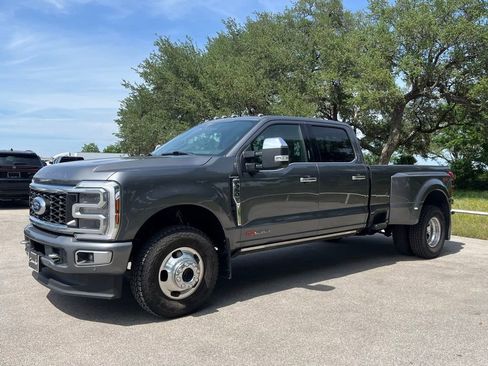 Used 2024 Ford F350 Platinum AWD/4WD image 1