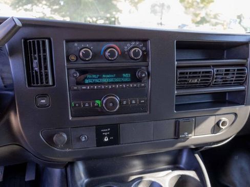 Used 2015 GMC Savana 3500 LS w/ Chrome Appearance Package image 45