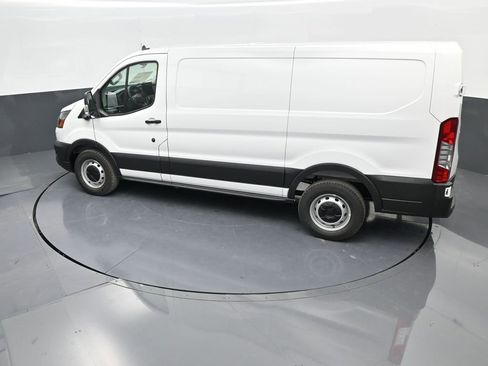 New 2025 Ford Transit 150 Low Roof RWD image 33