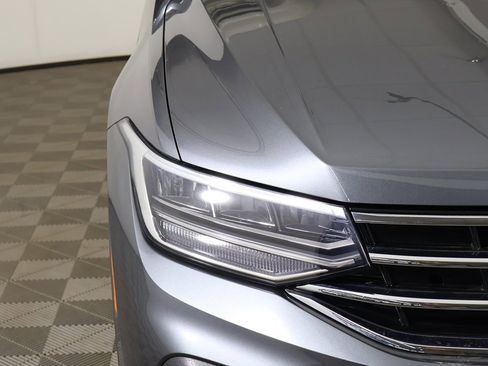 Used 2022 Volkswagen Tiguan S image 11