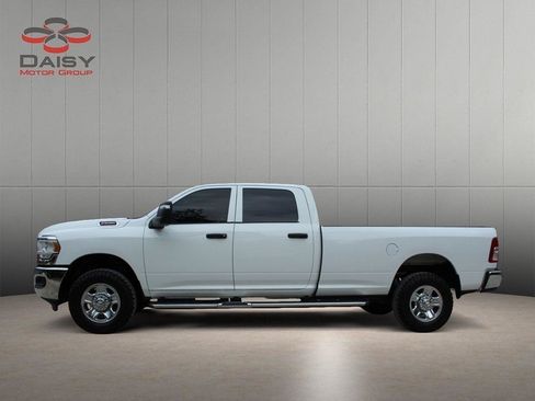 Used 2023 RAM 2500 Tradesman AWD/4WD image 8