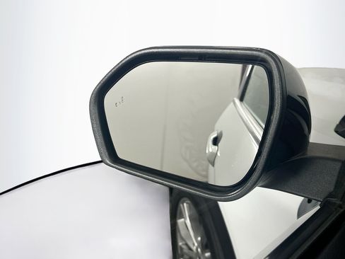 Used 2022 Ford Explorer Limited RWD image 16