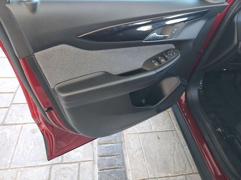 Used 2025 Chevrolet TrailBlazer LT image 27