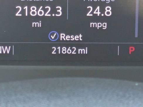 Certified 2023 Cadillac XT4 Premium Luxury image 35