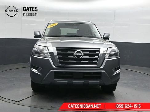 Used 2024 Nissan Armada SL w/ Captain's Chairs Package image 5