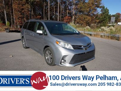Used 2018 Toyota Sienna XLE