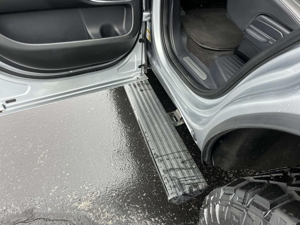 Used 2023 Lincoln Navigator Reserve AWD/4WD image 11