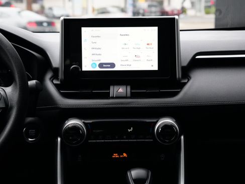 Used 2024 Toyota RAV4 XLE image 17