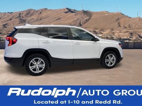 Used 2024 GMC Terrain SLE image 6