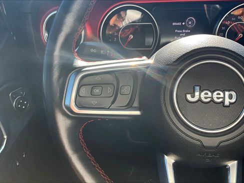 Used 2021 Jeep Gladiator Rubicon AWD/4WD image 23