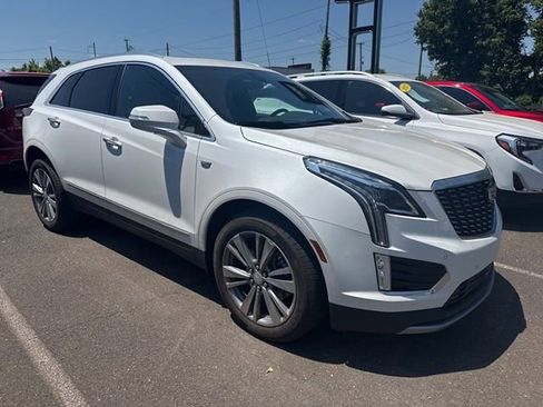 Certified 2024 Cadillac XT5 Premium Luxury AWD/4WD image 1
