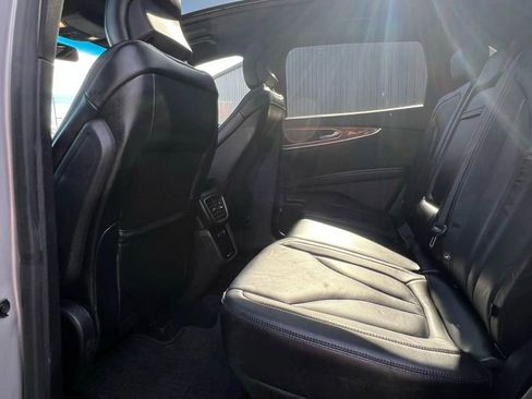 Used 2016 Lincoln MKX Reserve w/ Technology Package image 12