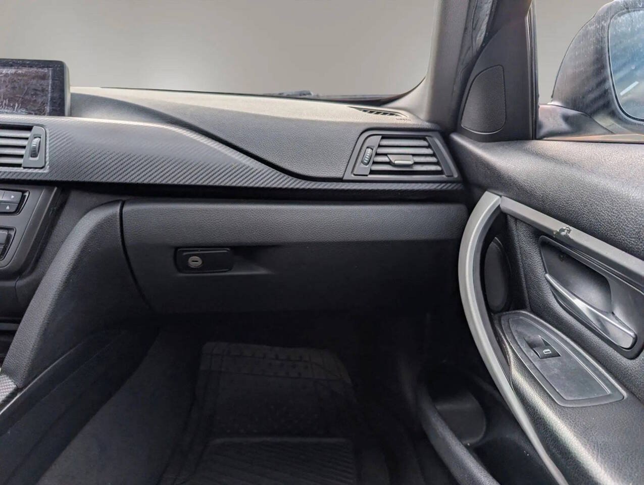 Used 2012 BMW 328i Sedan RWD image 36