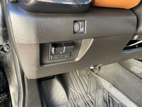 Used 2024 GMC Canyon AT4 w/ Canyon Safety Plus Package image 25