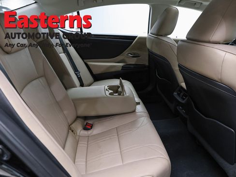Used 2020 Lexus ES 350 w/ Accessory Package FWD image 26