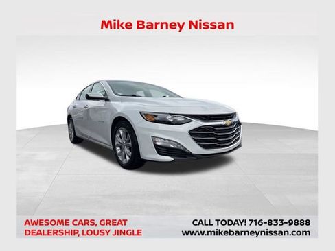 Used 2023 Chevrolet Malibu LT image 1