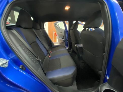 Used 2020 Toyota C-HR XLE image 19