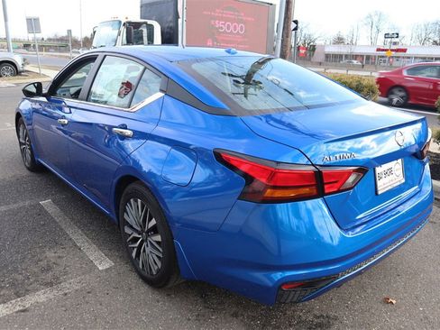 Certified 2025 Nissan Altima 2.5 SV image 8