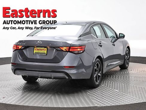 Used 2024 Nissan Sentra SV FWD image 5