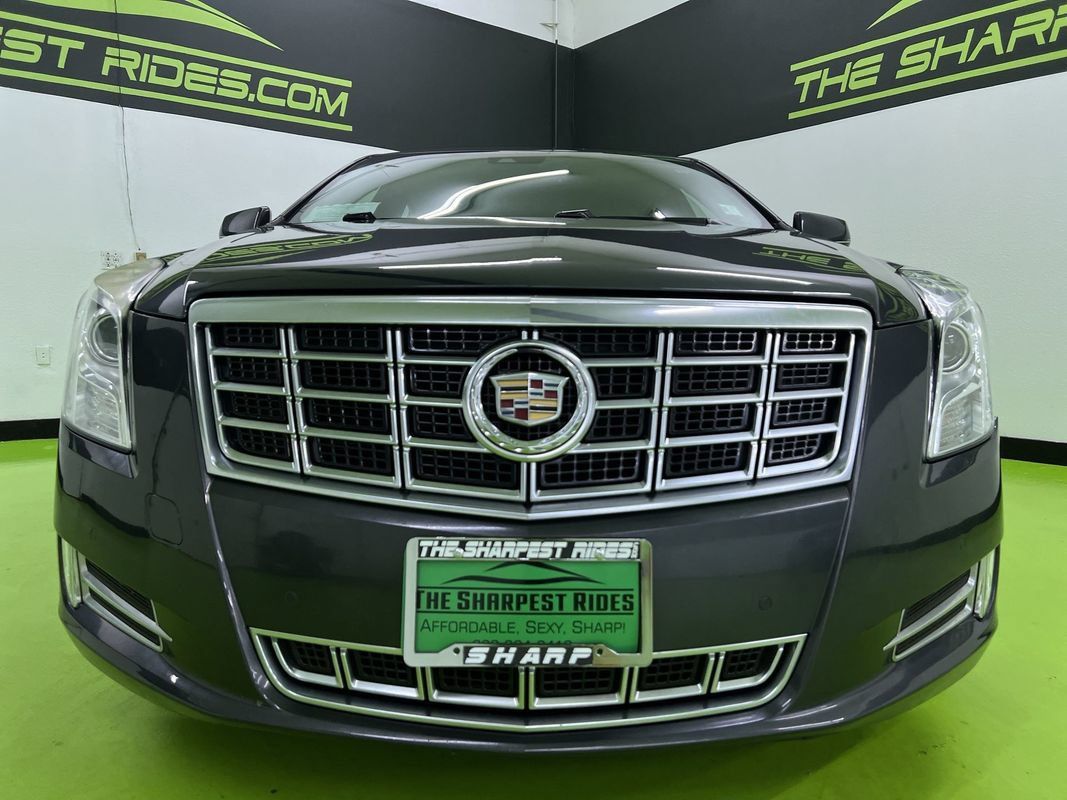 Used 2013 Cadillac XTS Luxury w/ Driver Awareness Package FWD image 3