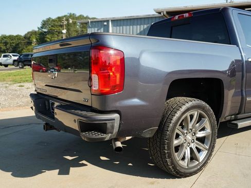 Used 2018 Chevrolet Silverado 1500 LTZ Z71 w/ Centennial Edition AWD/4WD image 21